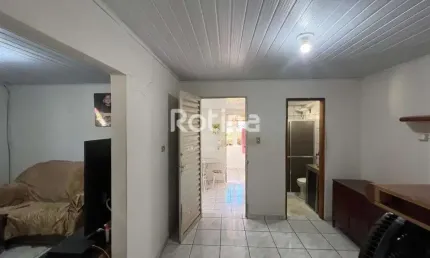 Casa à venda, 6 quartos, Custódio Pereira - Uberlândia/MG - Rotina Imobiliária