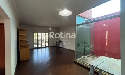 Casa à venda, 3 quartos, Presidente Roosevelt - Uberlândia/MG - Rotina Imobiliária