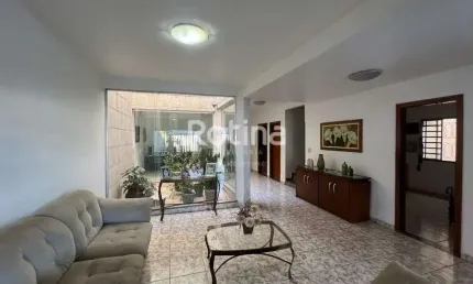 Casa à venda, 4 quartos, Presidente Roosevelt - Uberlândia/MG - Rotina Imobiliária