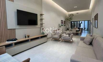 Casa à venda, 3 quartos, Aclimação - Uberlândia/MG - Rotina Imobiliária