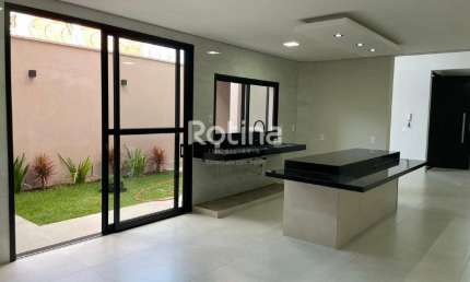 Casa à venda, 3 quartos, Alto Umuarama - Uberlândia/MG - Rotina Imobiliária