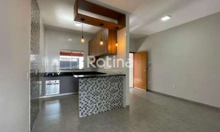 Casa à venda, 2 quartos, Laranjeiras - Uberlândia/MG - Rotina Imobiliária