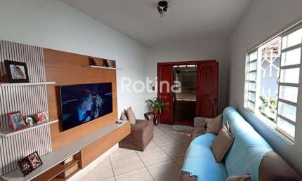Casa à venda, 4 quartos, Presidente Roosevelt - Uberlândia/MG - Rotina Imobiliária