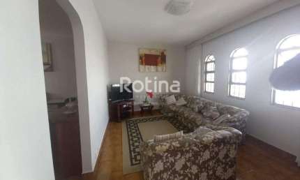 Casa à venda, 3 quartos, Brasil - Uberlândia/MG - Rotina Imobiliária