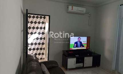 Casa à venda, 3 quartos, Nossa Senhora Aparecida - Uberlândia/MG - Rotina Imobiliária