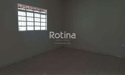 Casa à venda, 4 quartos, Santa Mônica - Uberlândia/MG - Rotina Imobiliária