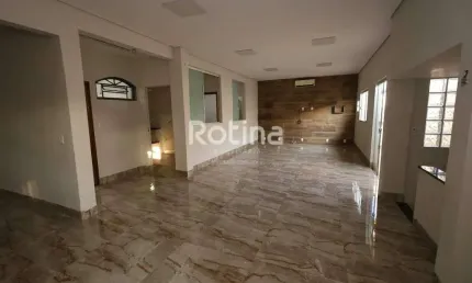 Casa à venda, 4 quartos, osvaldo rezende - uberlândia/mg - rotina imobiliária