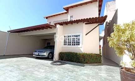 Casa à venda, 5 quartos, Umuarama - Uberlândia/MG - Rotina Imobiliária