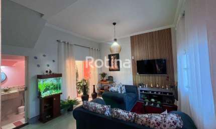 Casa à venda, 2 quartos, Residencial Viviane - Uberlândia/MG - Rotina Imobiliária