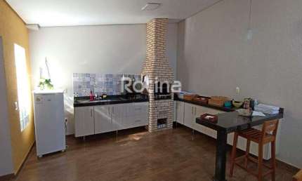 Casa à venda, 3 quartos, Santa Luzia - Uberlândia/MG - Rotina Imobiliária