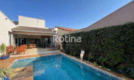 Casa à venda, 3 quartos, Santa Mônica - Uberlândia/MG - Rotina Imobiliária