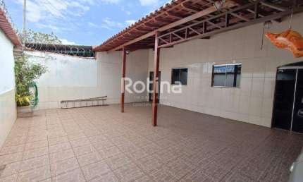 Casa à venda, 3 quartos, Granada - Uberlândia/MG - Rotina Imobiliária