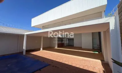Casa à venda, 3 quartos, Umuarama - Uberlândia/MG - Rotina Imobiliária
