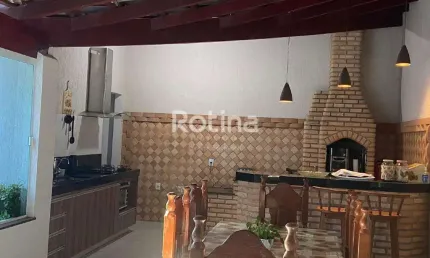 Casa 3 quartos, sendo 1 suite, jardim de inverno, área gourmet