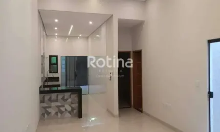 Casa à venda, 3 quartos, Novo Mundo - Uberlândia/MG - Rotina Imobiliária