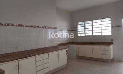 Casa à venda, 5 quartos, Fundinho - Uberlândia/MG - Rotina Imobiliária