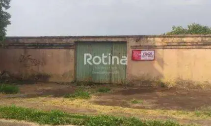Terreno à venda na Rua das Seringueiras, --, Jaraguá, Uberlândia