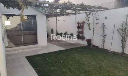 Casa à venda, 3 quartos, Jardim Europa - Uberlândia/MG - Rotina Imobiliária