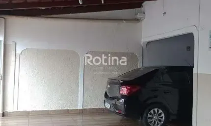 Casa à venda, 3 quartos, Luizote de Freitas - Uberlândia/MG - Rotina Imobiliária