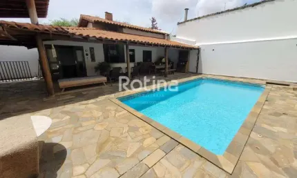 Casa à venda, 3 quartos, Morada da Colina - Uberlândia/MG - Rotina Imobiliária