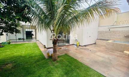 Casa à venda, 3 quartos, Novo Mundo - Uberlândia/MG - Rotina Imobiliária