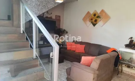 Casa à venda, 3 quartos, Minas Gerais - Uberlândia/MG - Rotina Imobiliária