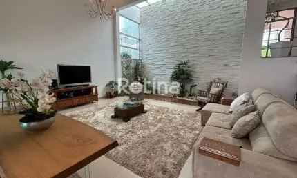 Casa Condomínio Fechado à venda, 5 quartos, Cond. Reserva do Vale - Uberlândia/MG - Rotina Imobiliária