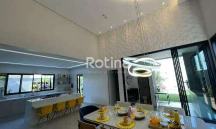 Casa Condomínio Fechado à venda, 3 quartos, Cond. Splendido - Uberlândia/MG - Rotina Imobiliária