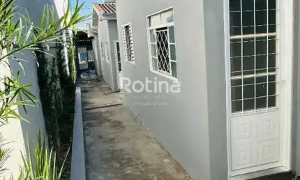 Casa à venda, 2 quartos, Nossa Senhora das Graças - Uberlândia/MG - Rotina Imobiliária