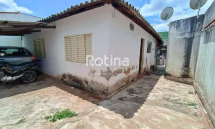 Casa à venda, 3 quartos, Osvaldo Rezende - Uberlândia/MG - Rotina Imobiliária