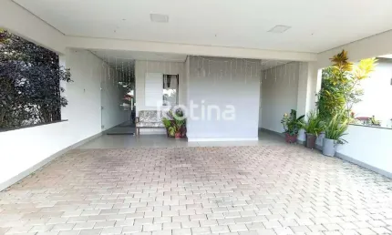 Casa Condomínio Fechado à venda, 3 quartos, Cond. Terra Nova I - Uberlândia/MG - Rotina Imobiliária