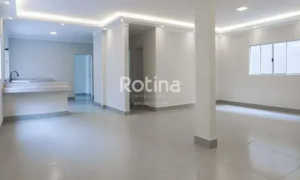 Casa à venda, 3 quartos, Santa Mônica - Uberlândia/MG - Rotina Imobiliária