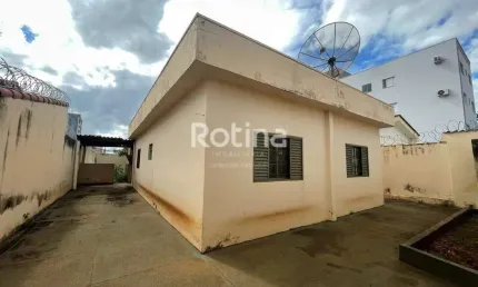 Casa à venda, 3 quartos, Santa Mônica - Uberlândia/MG - Rotina Imobiliária
