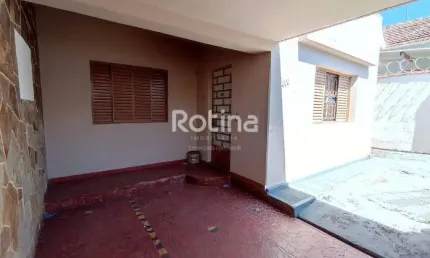 Casa à venda, 4 quartos, Fundinho - Uberlândia/MG - Rotina Imobiliária