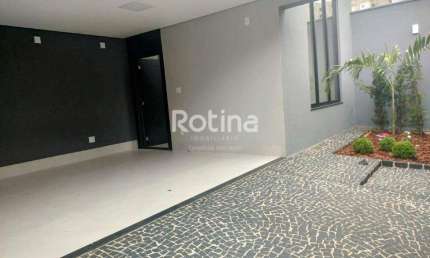 Casa à venda, 3 quartos, Laranjeiras - Uberlândia/MG - Rotina Imobiliária