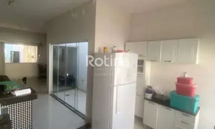 Casa à venda, 3 quartos, Planalto - Uberlândia/MG - Rotina Imobiliária