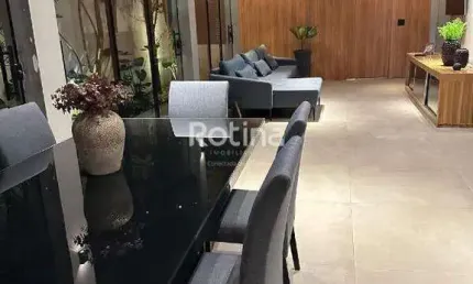 Casa à venda, 3 quartos, Jardim Karaiba - Uberlândia/MG - Rotina Imobiliária