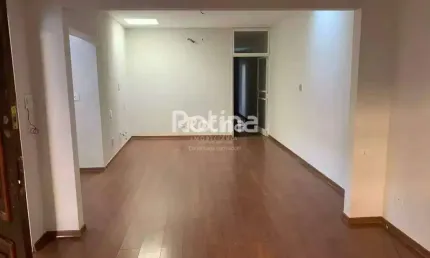 Casa à venda, 3 quartos, Nossa Senhora Aparecida - Uberlândia/MG - Rotina Imobiliária