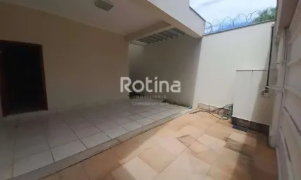 Casa à venda, 3 quartos, Tabajaras - Uberlândia/MG - Rotina Imobiliária