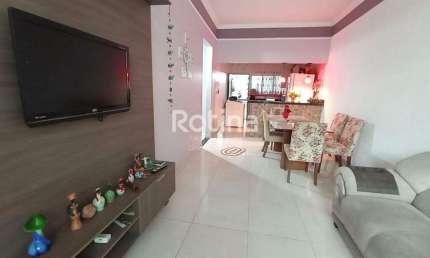 Casa à venda, 3 quartos, Portal do Vale - Uberlândia/MG - Rotina Imobiliária
