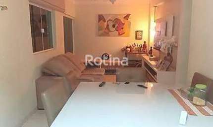 Casa com 2 quartos à venda na Alameda Deocleciano Martins, --, Jardim Holanda, Uberlândia