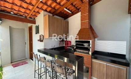 Casa à venda, 3 quartos, Jardim Holanda - Uberlândia/MG - Rotina Imobiliária