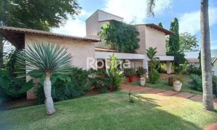 Casa Condomínio Fechado à venda, 3 quartos, Cond. Jardins Barcelona - Uberlândia/MG - Rotina Imobiliária