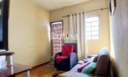 Casa à venda, 3 quartos, Osvaldo Rezende - Uberlândia/MG - Rotina Imobiliária