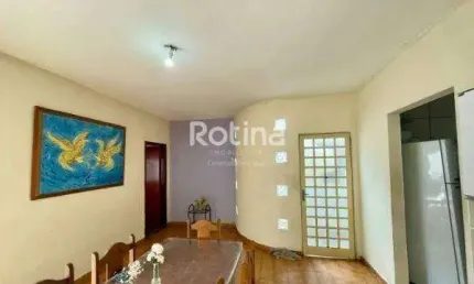 Casa á venda, 4 quartos, Nossa Senhora Aparecida - Uberlândia/MG - Rotina Imobiliária