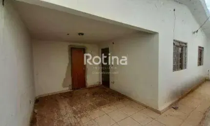 Casa à venda, 3 quartos, Santa Mônica - Uberlândia/MG - Rotina Imobiliária
