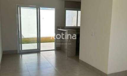 Casa à venda, 2 quartos, Novo Mundo - Uberlândia/MG - Rotina Imobiliária