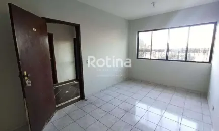 Apartamento à venda, 3 quartos, Presidente Roosevelt - Uberlândia/MG - Rotina Imobiliária