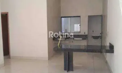 Casa à venda, 2 quartos, bairro Novo Mundo - Uberlândia/MG - Rotina Imobiliária