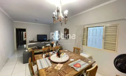 Casa disponível para venda no bairro Cidade Jardim em Uberlândia MG